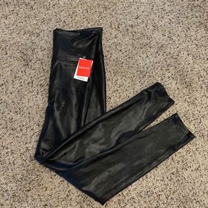 Spanx Faux Leather Leggins